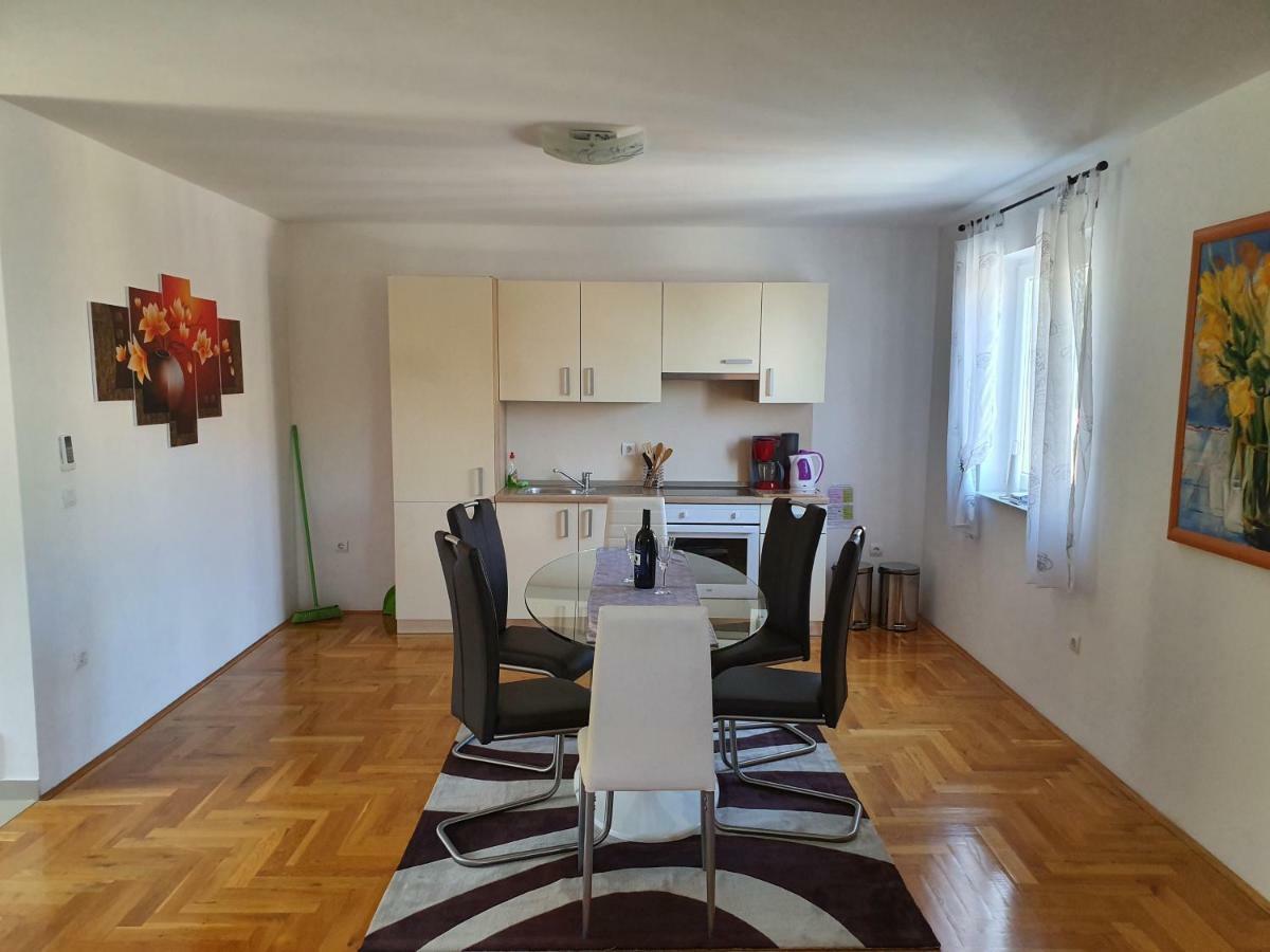 Apartman Dubravka 1 Lovran Exterior photo