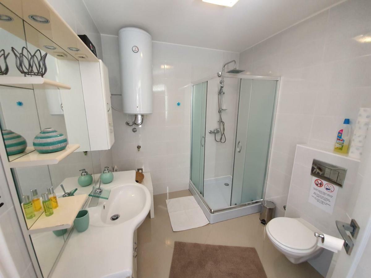 Apartman Dubravka 1 Lovran Exterior photo